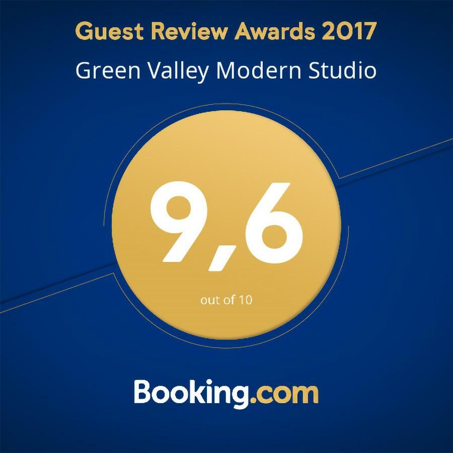 Green Valley Modern Studio リマソール エクステリア 写真